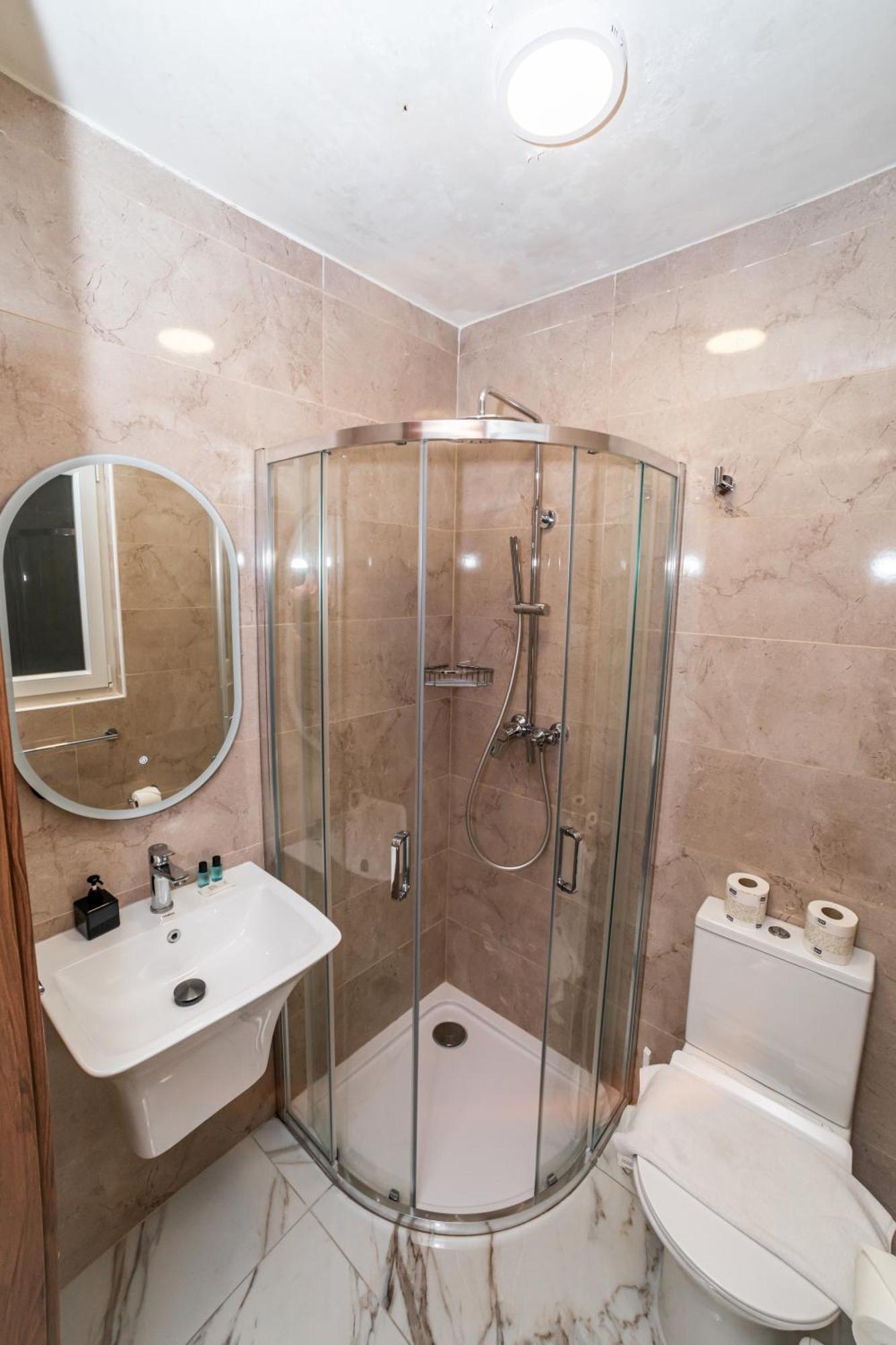 New, Stylish And Modern 1Br Apartment St. Paul's Bay Exteriör bild