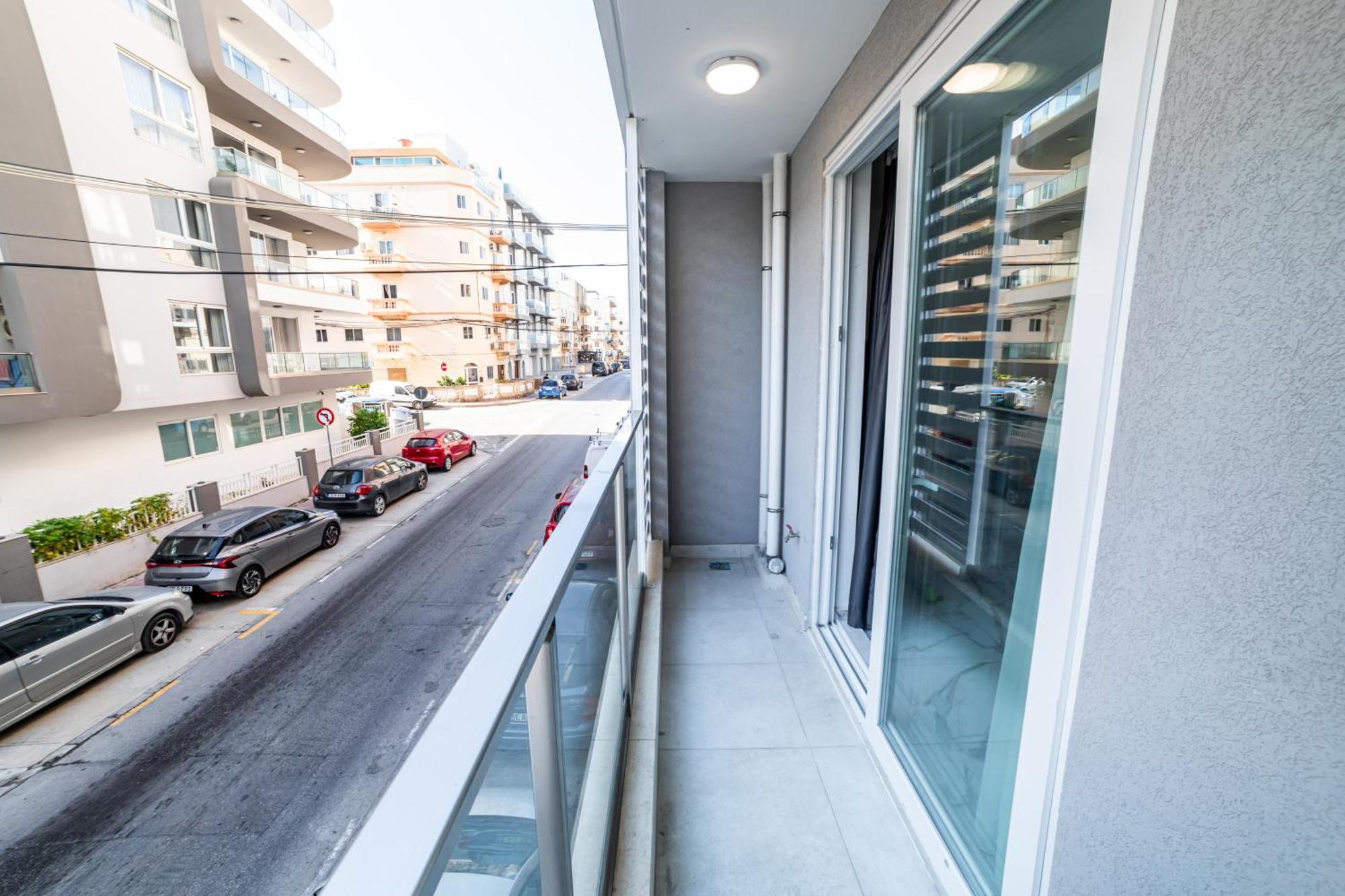 New, Stylish And Modern 1Br Apartment St. Paul's Bay Exteriör bild